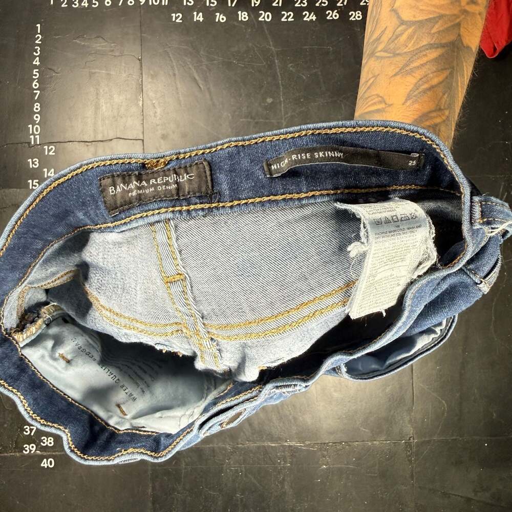 Banana Republic Premium Denim High-Rise Skinny Jeans Size 25 - Picture 4 of 4